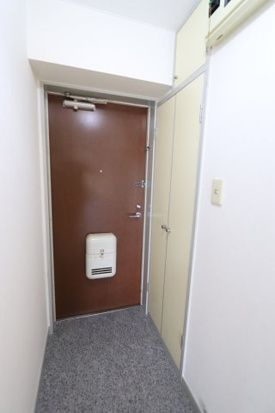メゾン二村Ⅲの玄関|落ち着いた玄関です