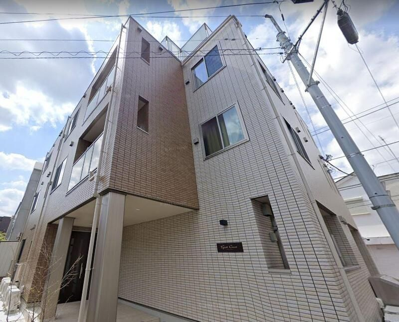 イーグレットコート