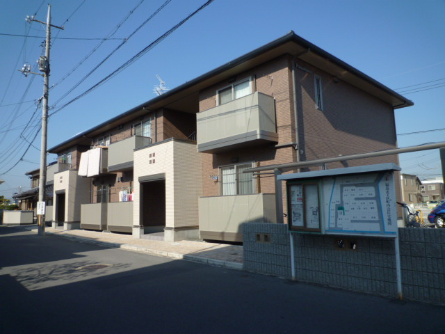 ビッグフォーレストの外観