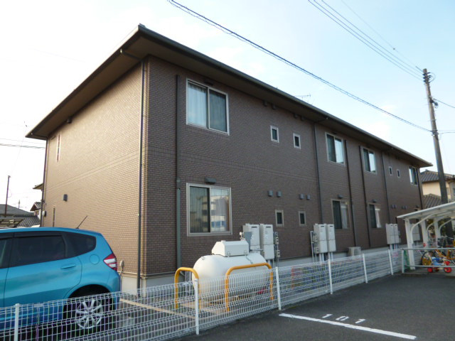 ビッグフォーレストの外観