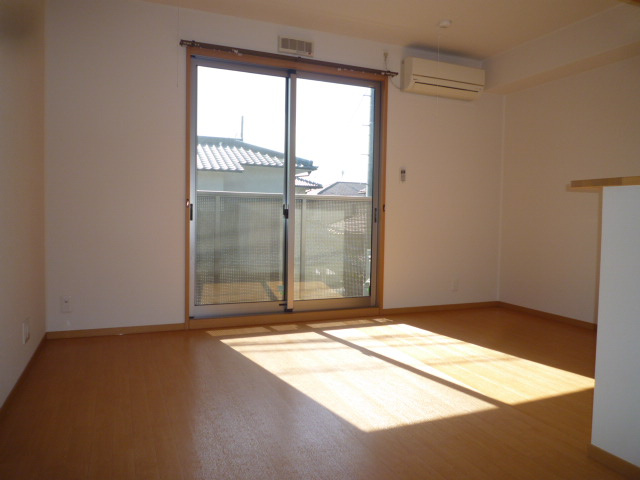 ビッグフォーレストの居間・リビング