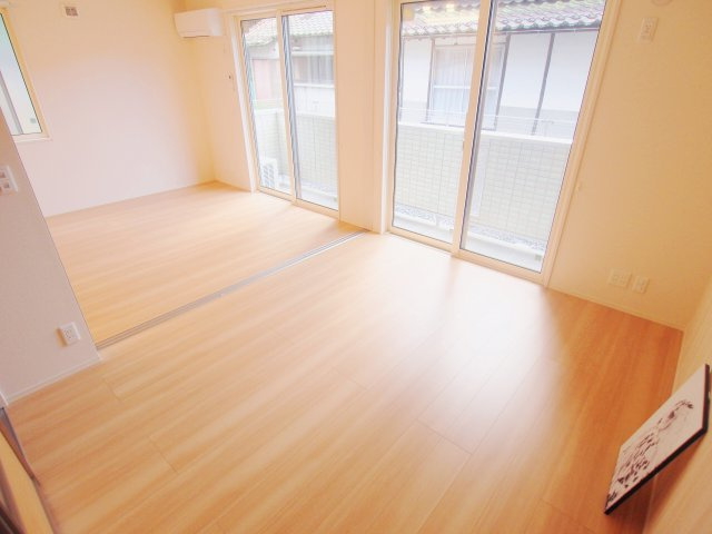 サンビレッジ三戸の居間・リビング