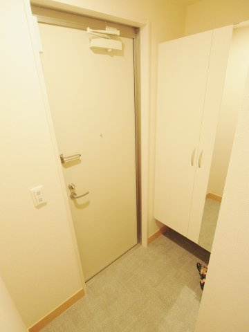 サンビレッジ三戸の玄関