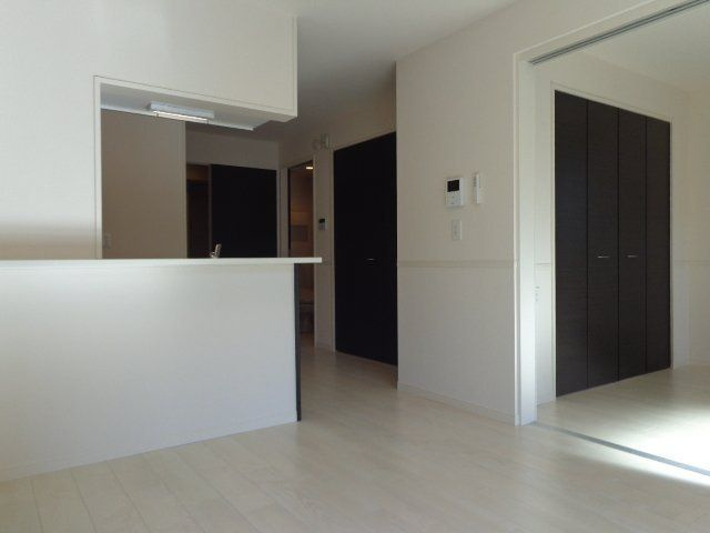 セリョンの居間・リビング|こちらのリビングで趣味の時間をお楽しみください