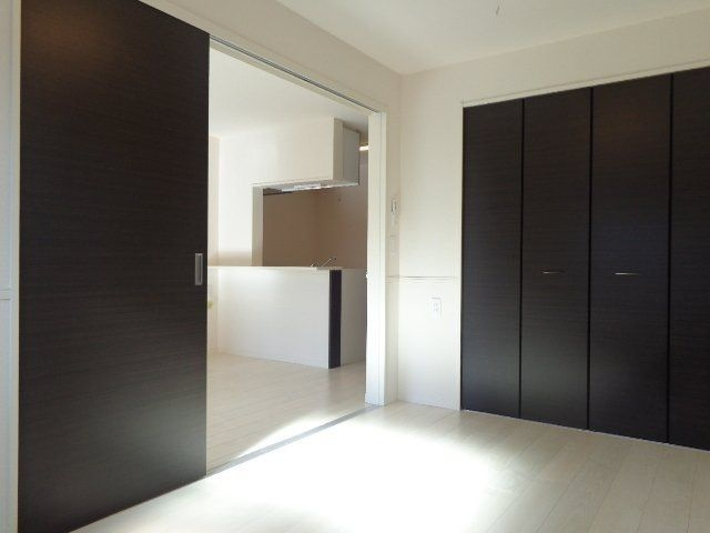 セリョンの洋室|明るい洋室です