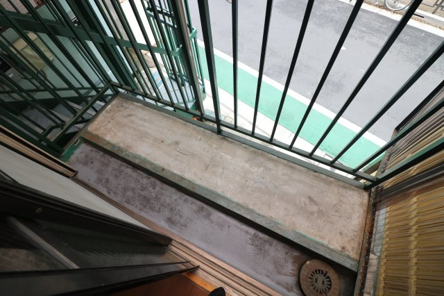 【バルコニー】