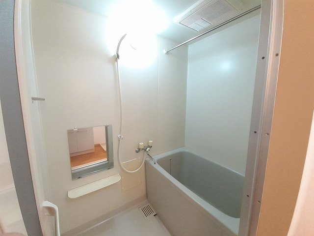 アリエス１番町の浴室|ゆったり過ごせるお風呂です