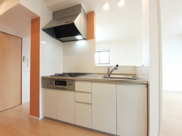 アルカンシエルのキッチン|お料理しやすいキッチンです