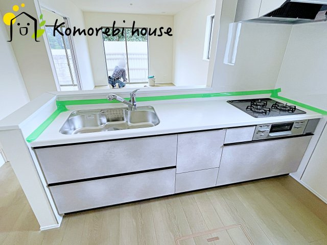 第3　伊奈町小室　新築一戸建て　ハートフルタウン　Qのキッチン|キッチンでお料理をお楽しみください
