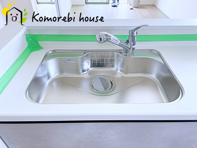 第3　伊奈町小室　新築一戸建て　ハートフルタウン　Qのキッチン|キッチンです