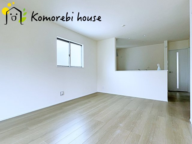 第3　伊奈町小室　新築一戸建て　ハートフルタウン　Qの居間・リビング|こちらのリビングで趣味の時間をお楽しみください
