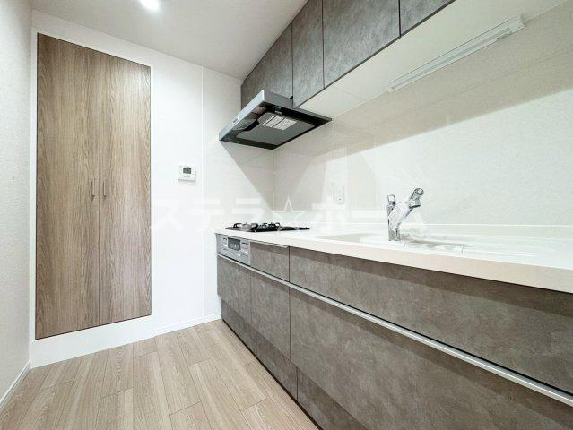 シャルム野中南公園のキッチン|コンパクトなキッチンで掃除もラクラク