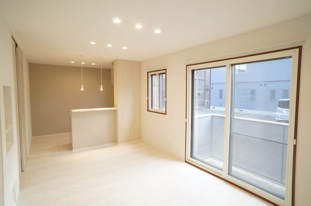 グランド ソレイユ Ｂの居間・リビング