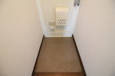 【玄関】 | 三沢ビル
