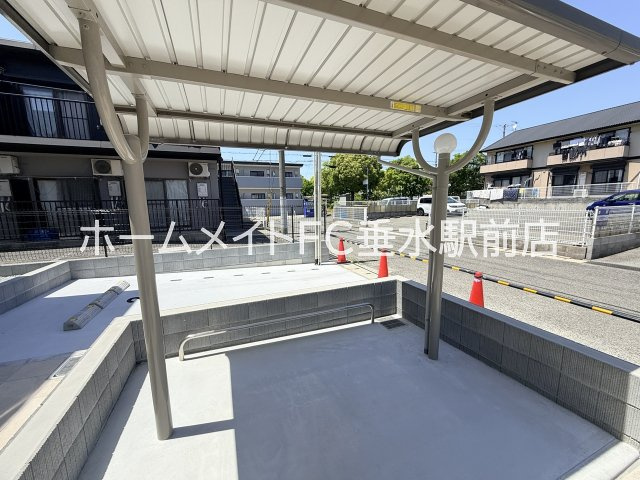 シェル・ブルゥの駐車場