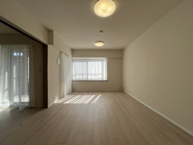 ライム長津田２番館の居間・リビング