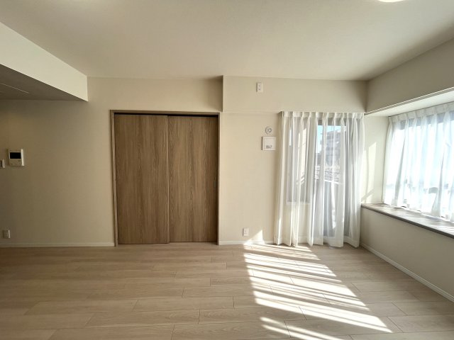 ライム長津田２番館の居間・リビング