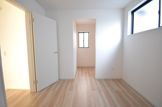 【洋室】 | 下荒田4丁目　新築戸建　1 | 6.6帖