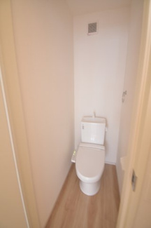 【トイレ】 | 下荒田4丁目　新築戸建　1 | 2Fトイレ