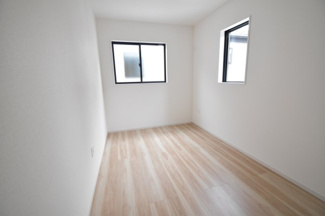 【洋室】 | 下荒田4丁目　新築戸建　1 | 洋室5帖