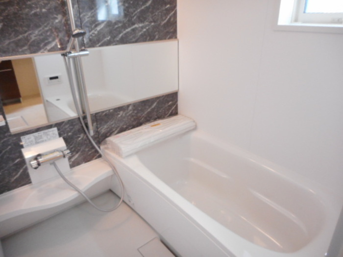 アイビーコートＴの浴室