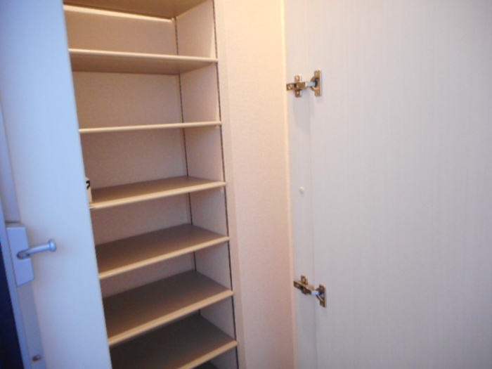 アイビーコートＴの玄関