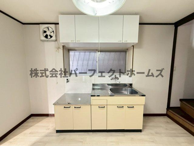 高柳2丁目戸建　賃貸のキッチン|キッチンでお料理をお楽しみください