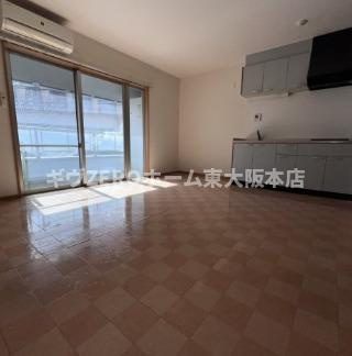 SPAZIO-TOWAの居間・リビング