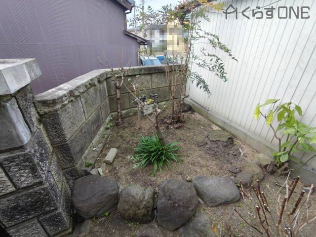 【庭】 | 姫路市飾磨区妻鹿／中古戸建