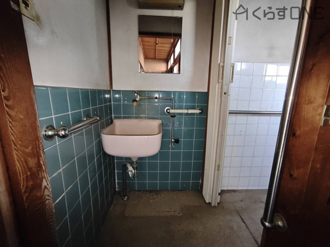 【独立洗面台】 | 姫路市飾磨区妻鹿／中古戸建