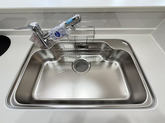 【キッチン】 | 那覇市宮城（全4棟）1号棟 | 1号棟　浄水器付き♪