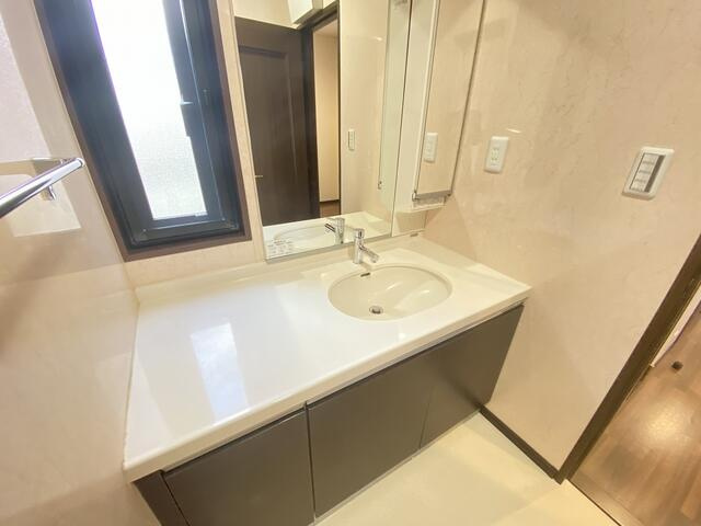 フォーシーズン２Ｃの独立洗面台