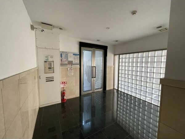 ポートタウンドルフィンのロビー|毎日通るロビーはこのようになっています