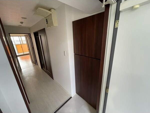 ポートタウンドルフィンの収納|ちょっとした収納スペースも充実しています