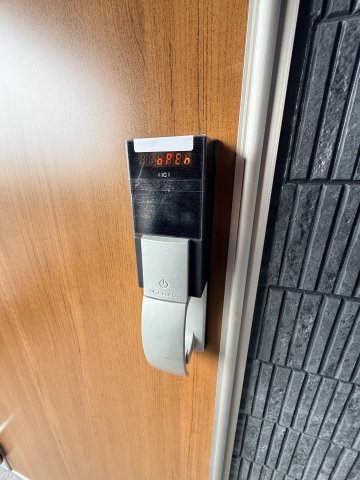 ヴェルナール赤羽の玄関