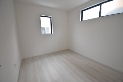 【洋室】 | 下荒田4丁目　新築戸建　2 | 洋室5.2帖