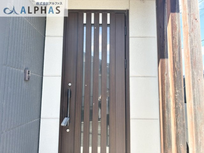 【玄関】 | 加古川市東神吉町西井ノ口  一戸建て | ◆玄関がいつも片づく土間収納あり♪