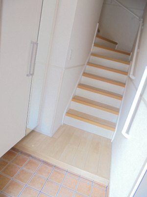 【玄関】 | ノア イースト