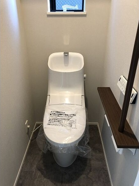 シャンペトル向中野のトイレ