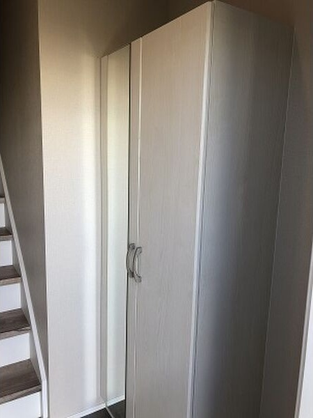 シャンペトル向中野の玄関