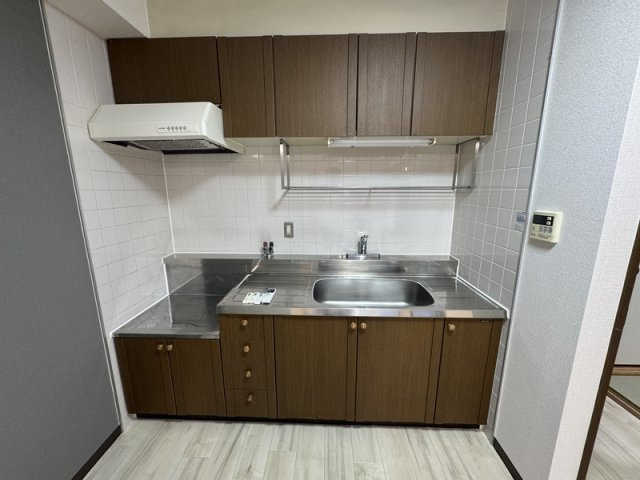 ドミール光明池のキッチン|お料理しやすいキッチンです