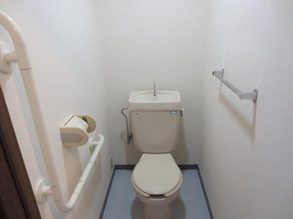 ドミール光明池のトイレ|清潔感のあるトイレです