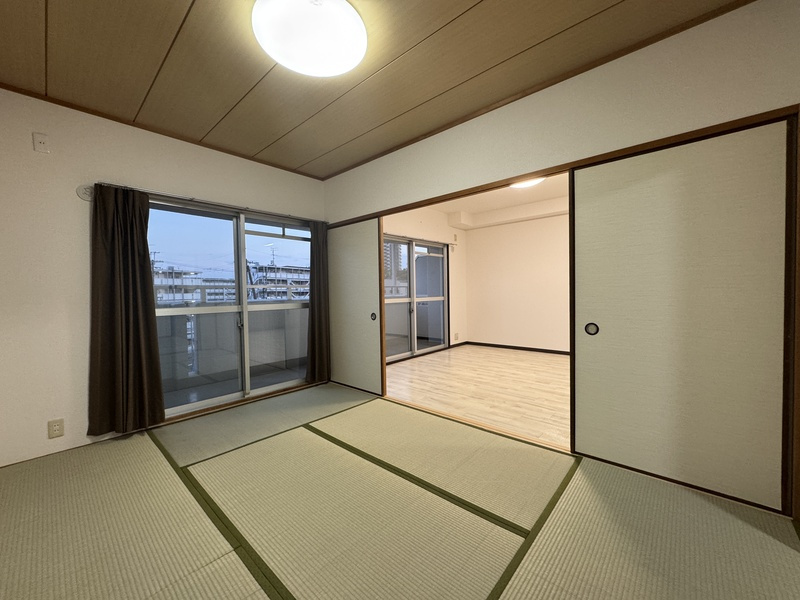 ドミール光明池のその他|趣のある和室です