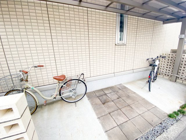 ハーティソフィアの駐車場