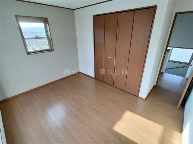 【子供部屋】 | 日高市女影 | 洋室6.5帖南西側、子供部屋としても使い勝手の良いお部屋です