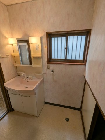 和歌山市神前・中古戸建・54733の洗面所