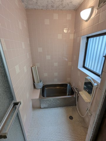 和歌山市神前・中古戸建・54733の浴室