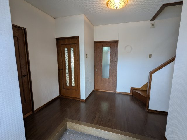 和歌山市神前・中古戸建・54733の玄関