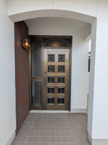 和歌山市神前・中古戸建・54733の玄関