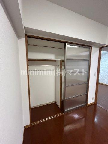 レインボーコート谷町五の収納